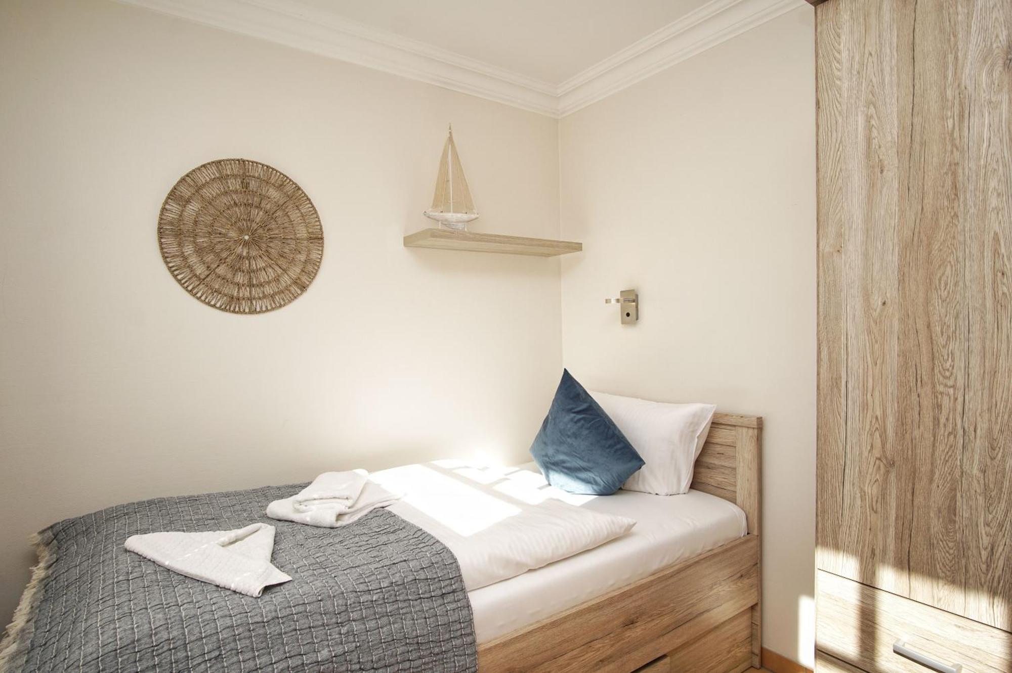 Ferienwohnung Mit Traumhaftem Meerblick - Haus Am Meer Fewo 01 Lohme Luaran gambar