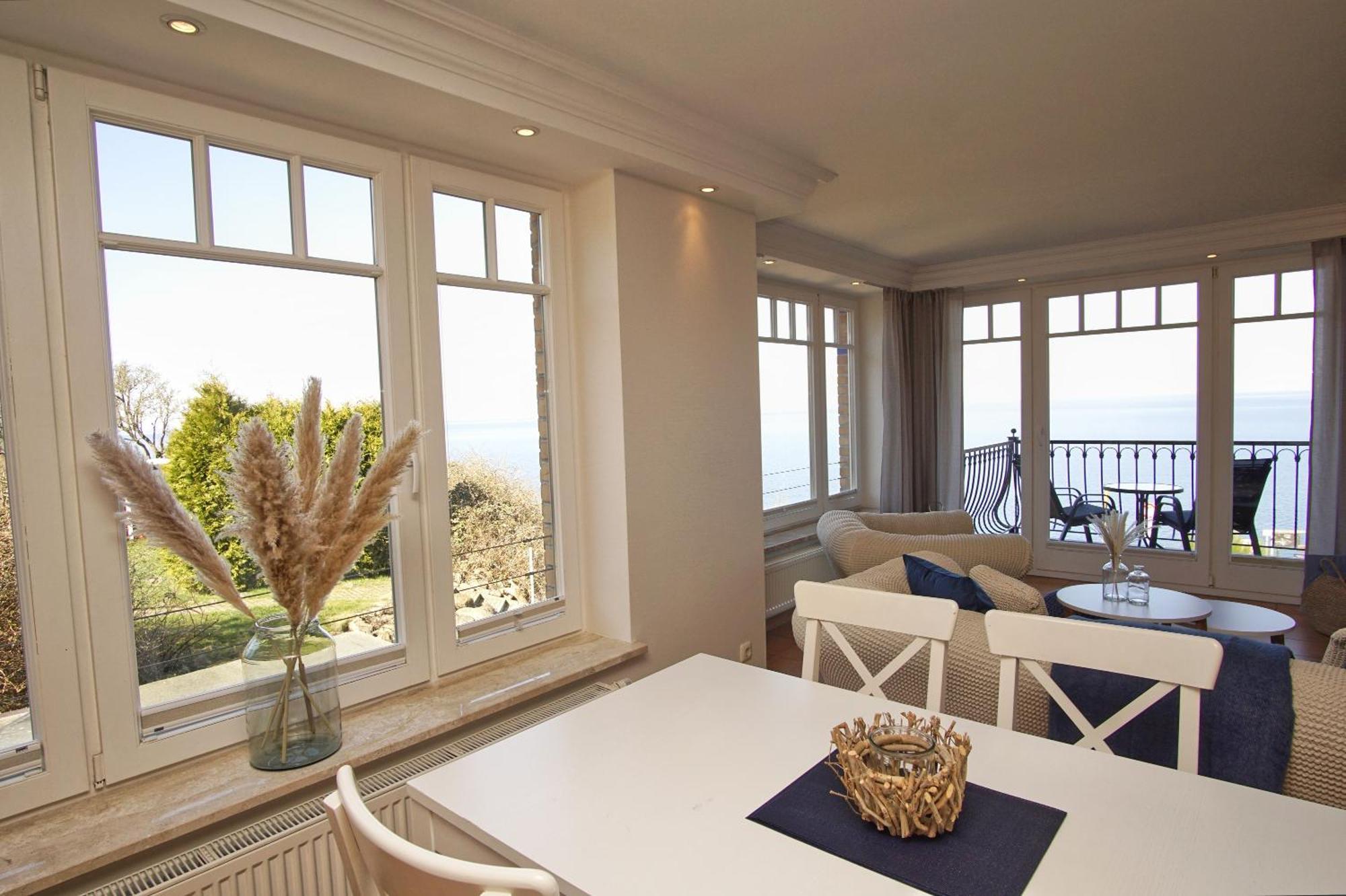 Ferienwohnung Mit Traumhaftem Meerblick - Haus Am Meer Fewo 01 Lohme Luaran gambar