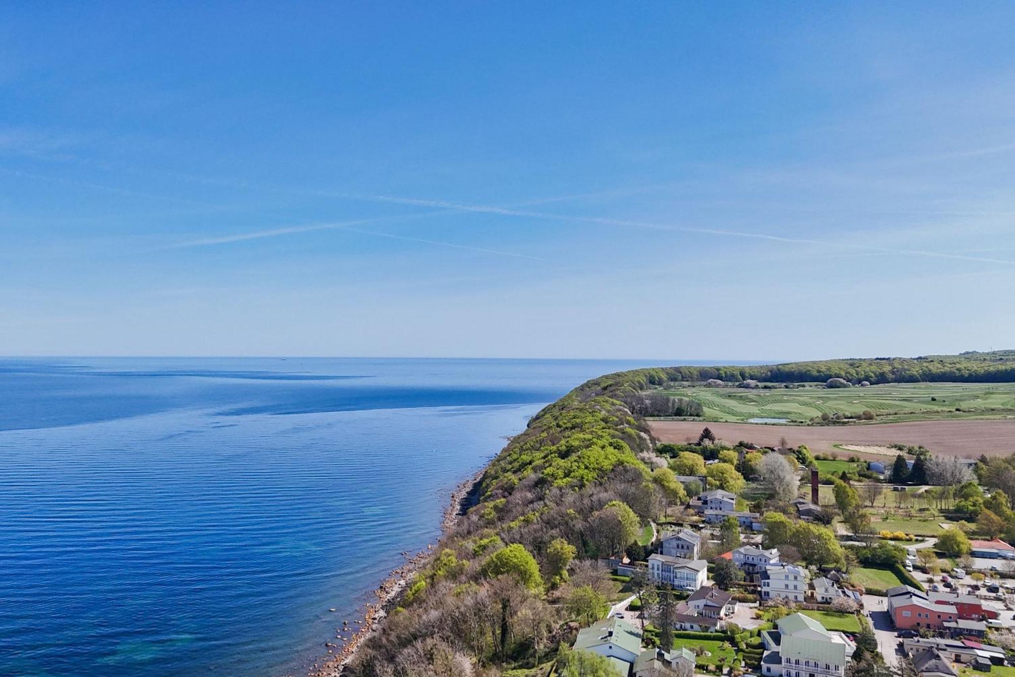 Ferienwohnung Mit Traumhaftem Meerblick - Haus Am Meer Fewo 01 Lohme Luaran gambar